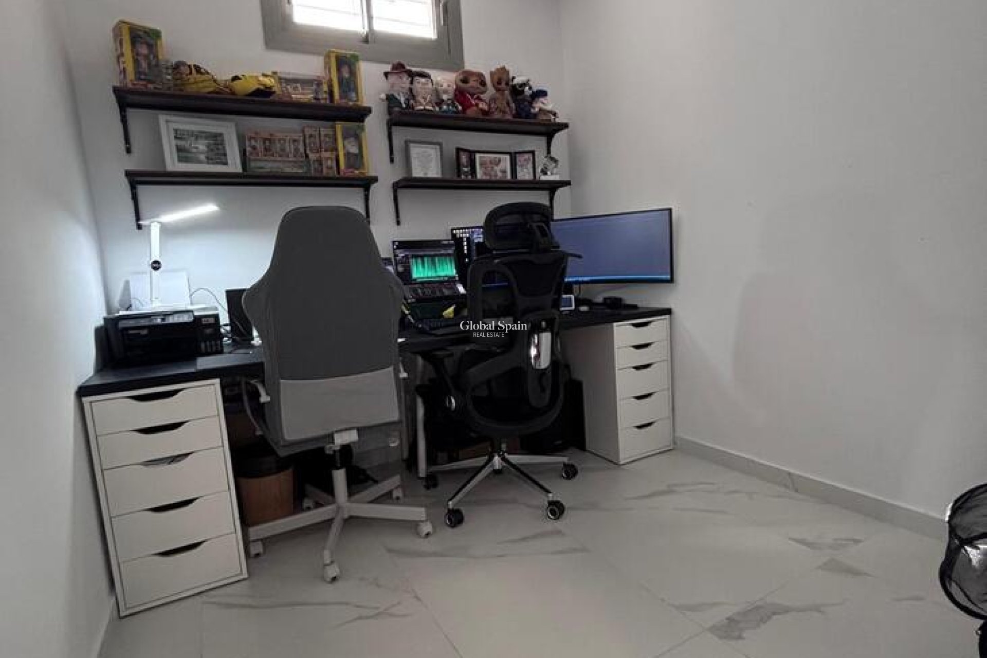 Wederverkoop - VILLA -
VILLAMARTÍN - Costa Blanca