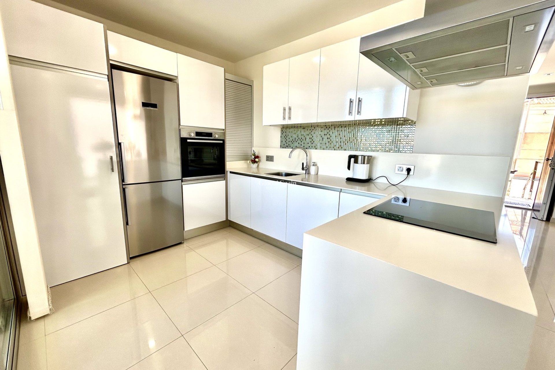 Wederverkoop - VILLA -
VILLAMARTÍN - Costa Blanca