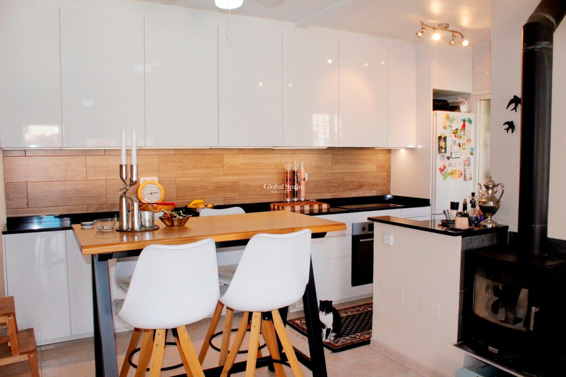 Wederverkoop - VILLA -
VILLAMARTÍN - Costa Blanca