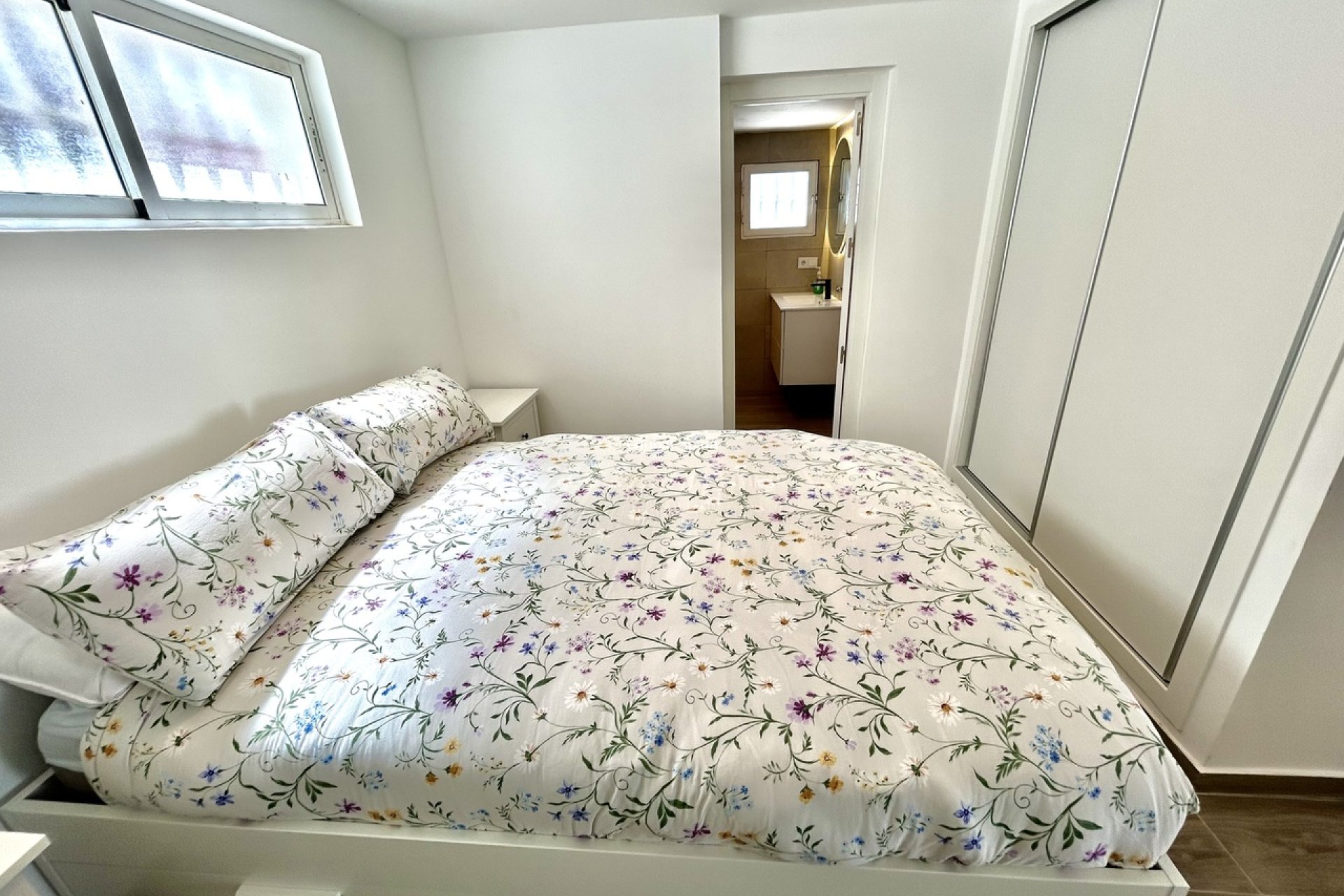 Wederverkoop - VILLA -
VILLAMARTÍN - Costa Blanca