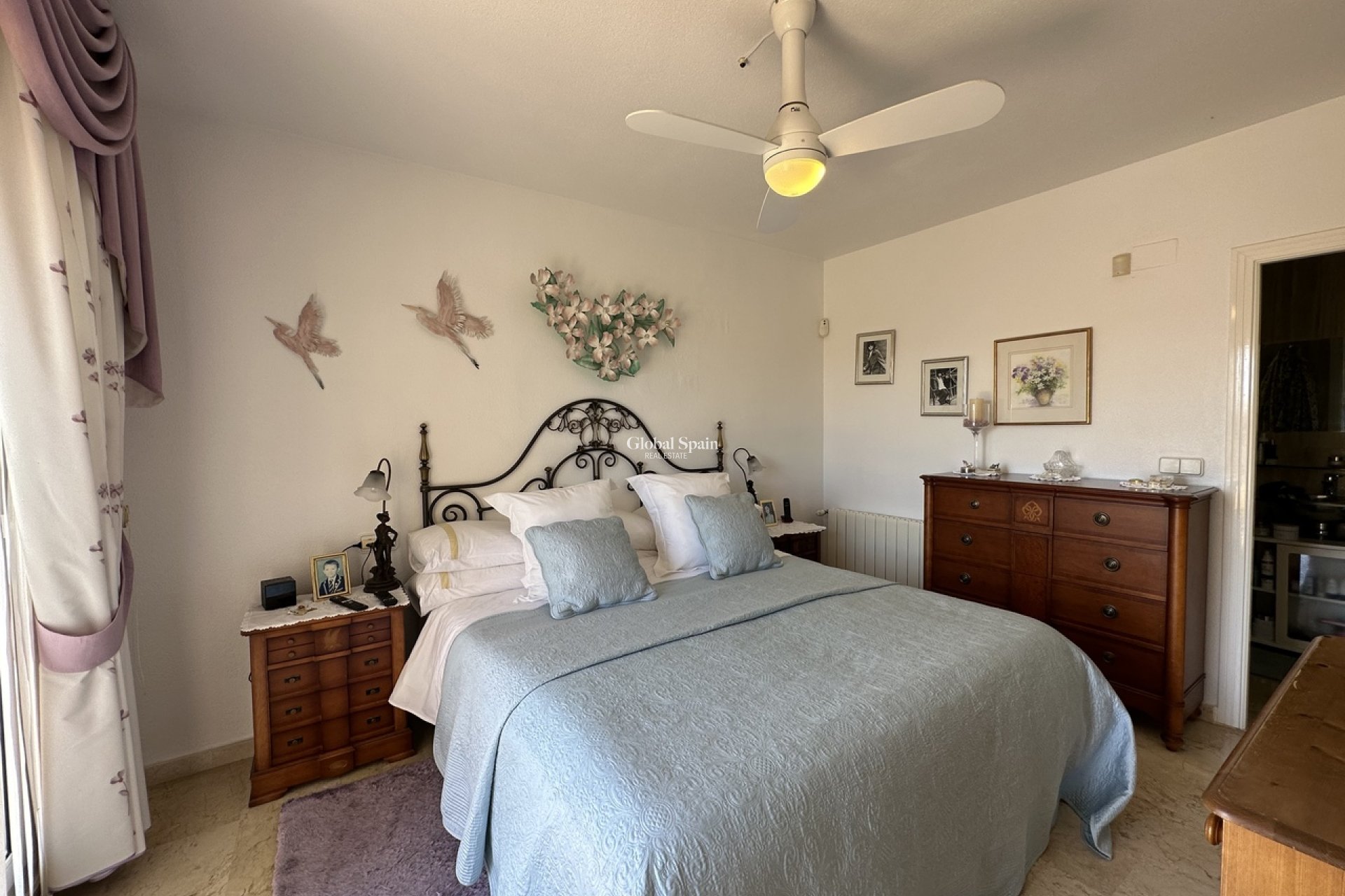 Wederverkoop - VILLA -
VILLAMARTÍN - Costa Blanca