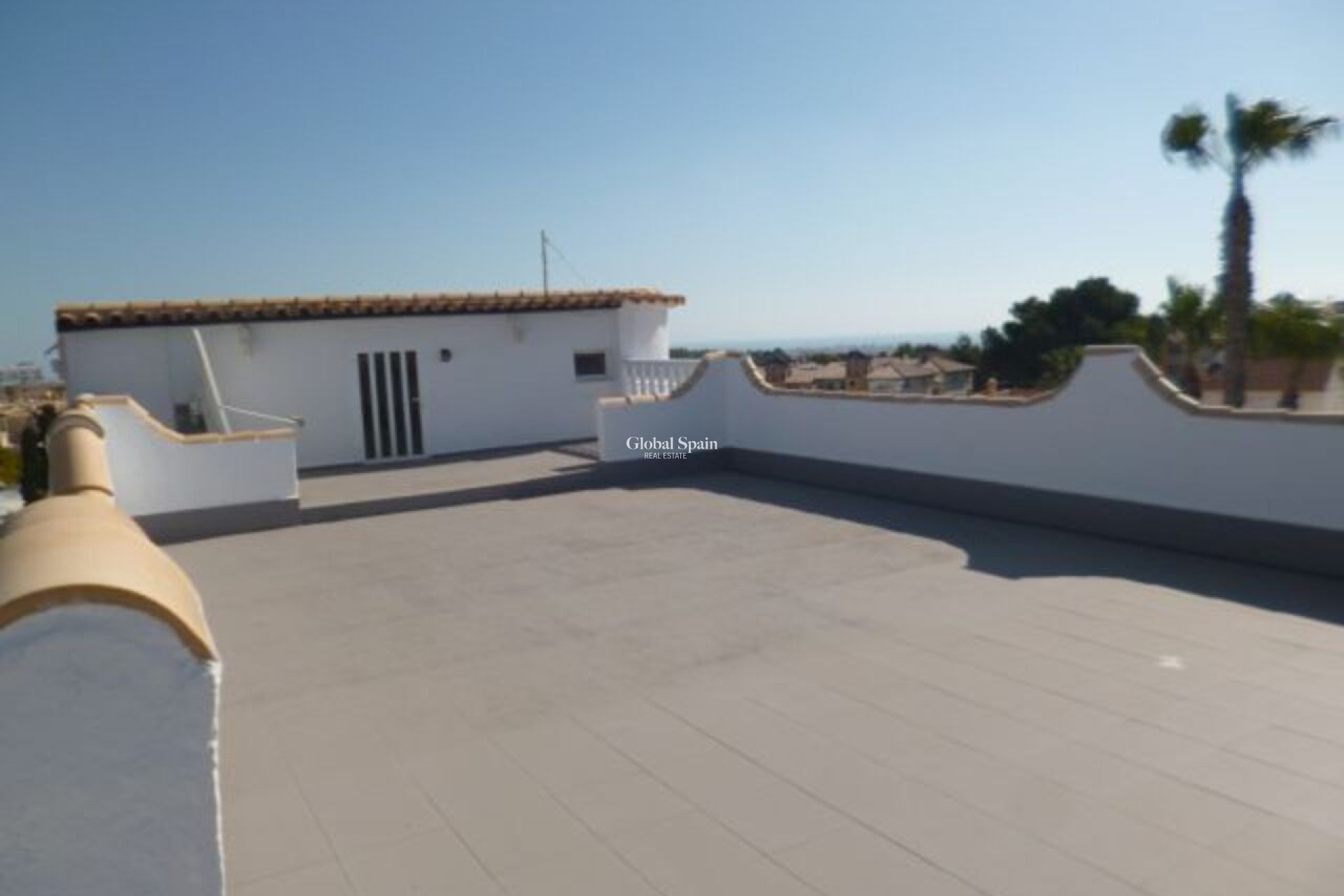 Wederverkoop - VILLA -
VILLAMARTÍN - Costa Blanca