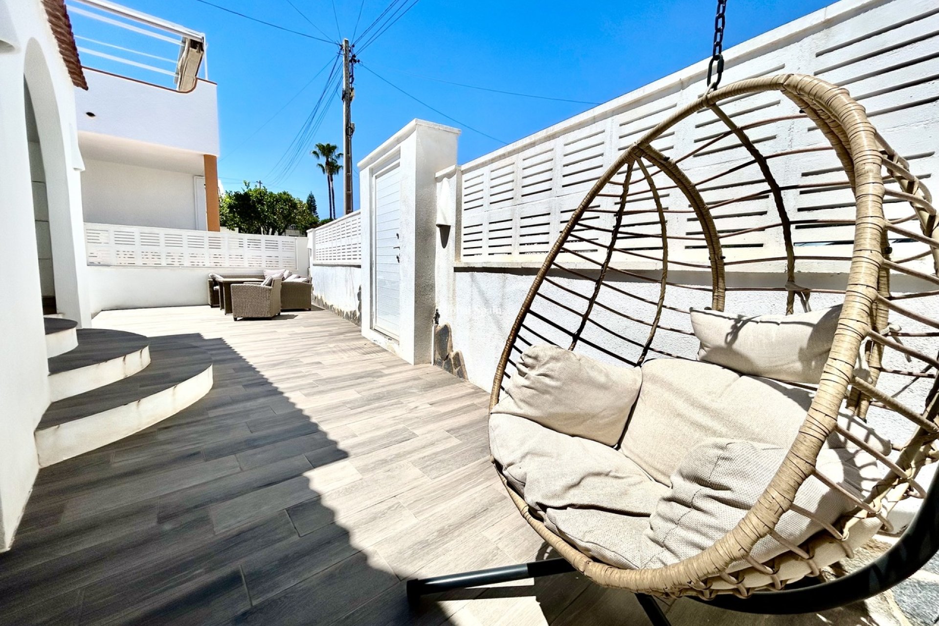 Wederverkoop - VILLA -
VILLAMARTÍN - Costa Blanca