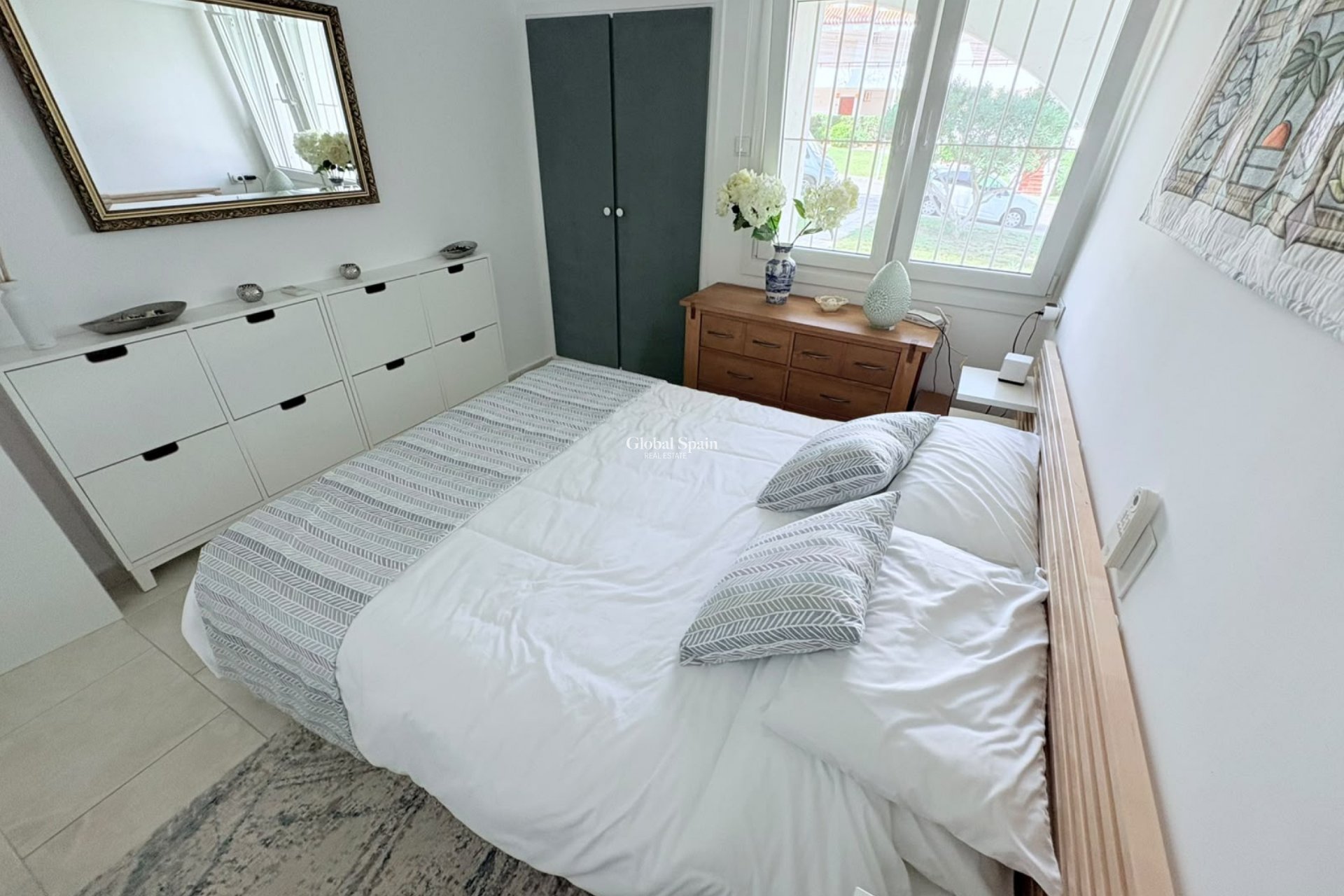 Wederverkoop - VILLA -
VILLAMARTÍN - Costa Blanca