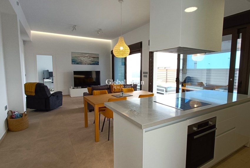 Wederverkoop - VILLA -
VISTABELLA GOLF  - Inland