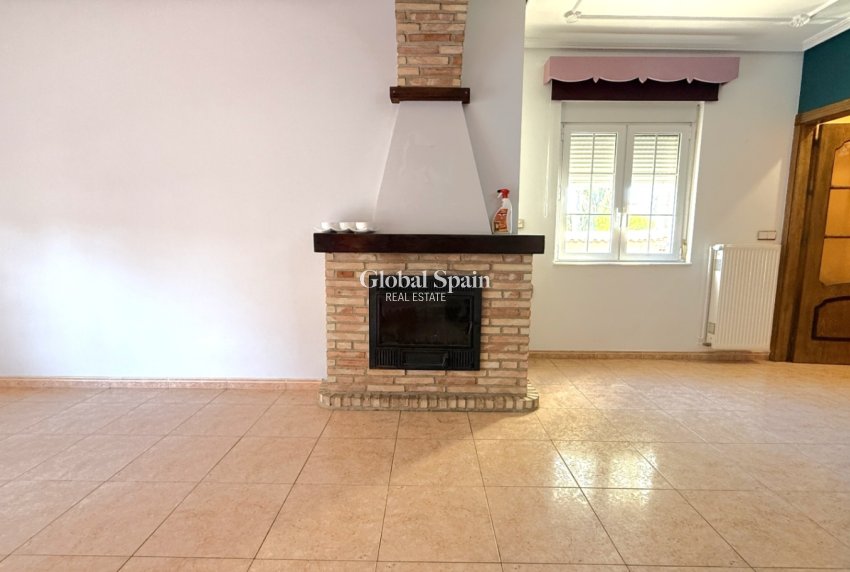 Wederverkoop - Vrijstaande_woning -
PILAR DE LA HORADADA - Costa Blanca Sur