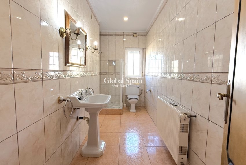 Wederverkoop - Vrijstaande_woning -
PILAR DE LA HORADADA - Costa Blanca Sur