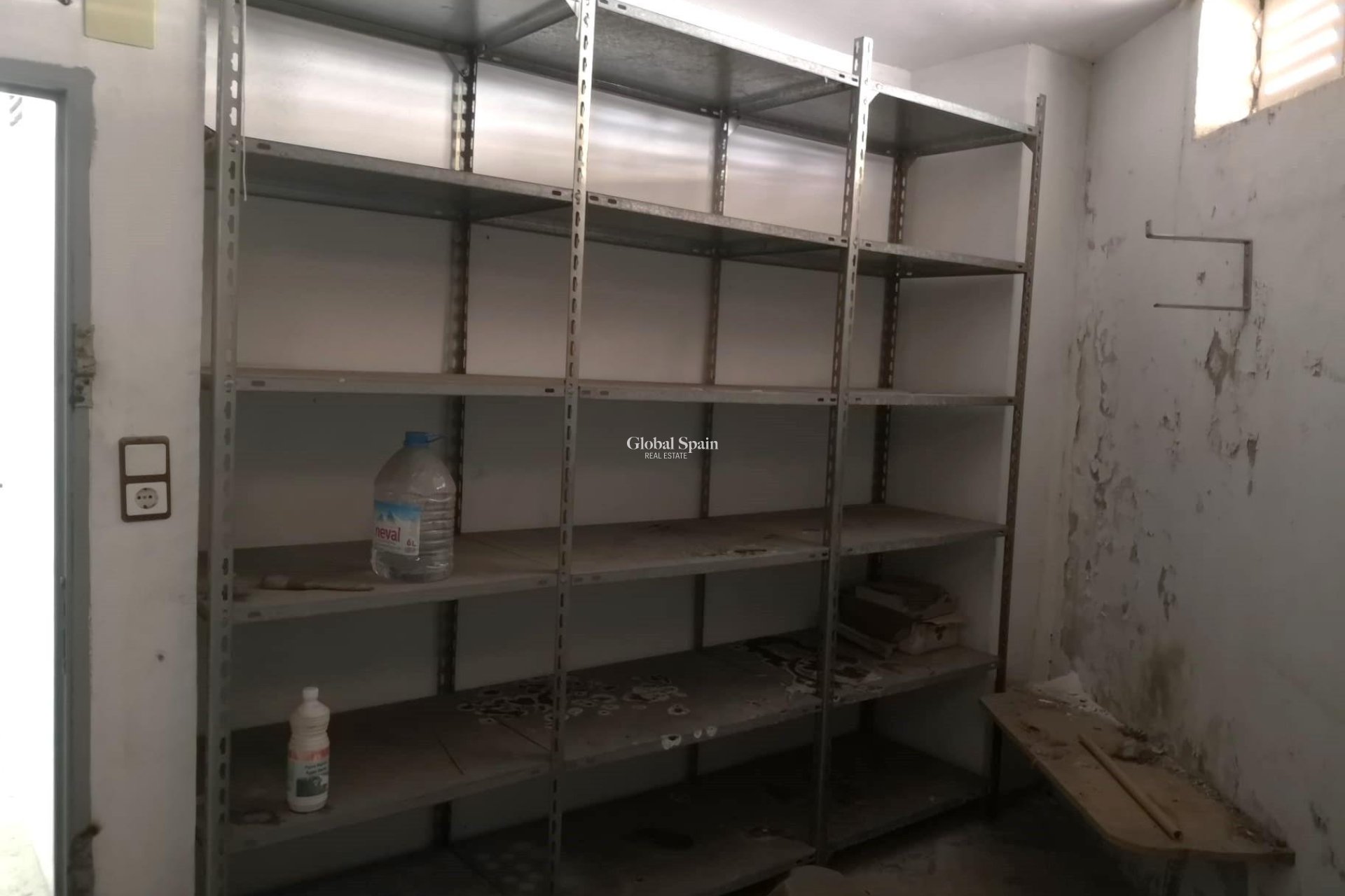 Wiederverkauf - Abstellraum -
TORREVIEJA - Estacion de autobuses