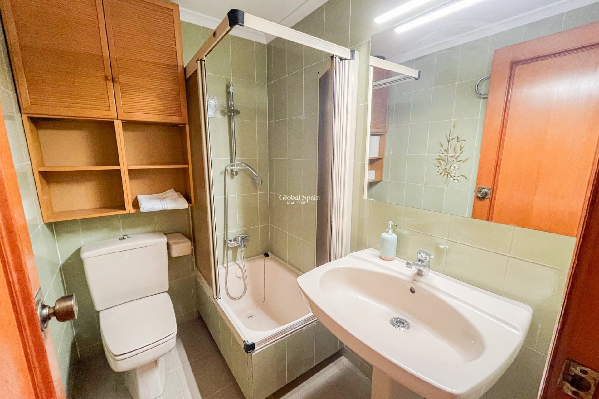 Wiederverkauf - Apartment - Wohnung -
ALICANTE - Centro