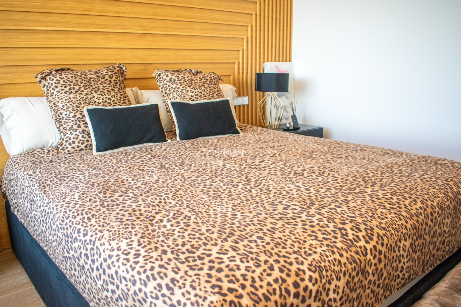 Wiederverkauf - Apartment - Wohnung -
ORIHUELA COSTA - LAS COLINAS GOLF RESORT