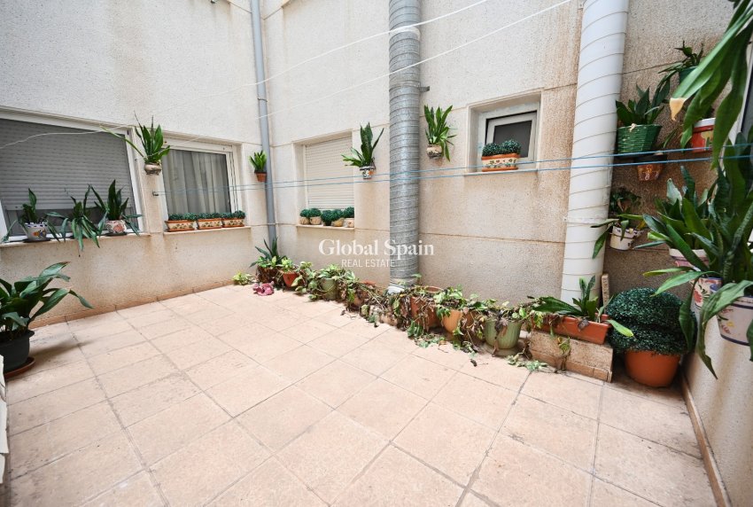 Wiederverkauf - Apartment - Wohnung -
TORREVIEJA - La Mata