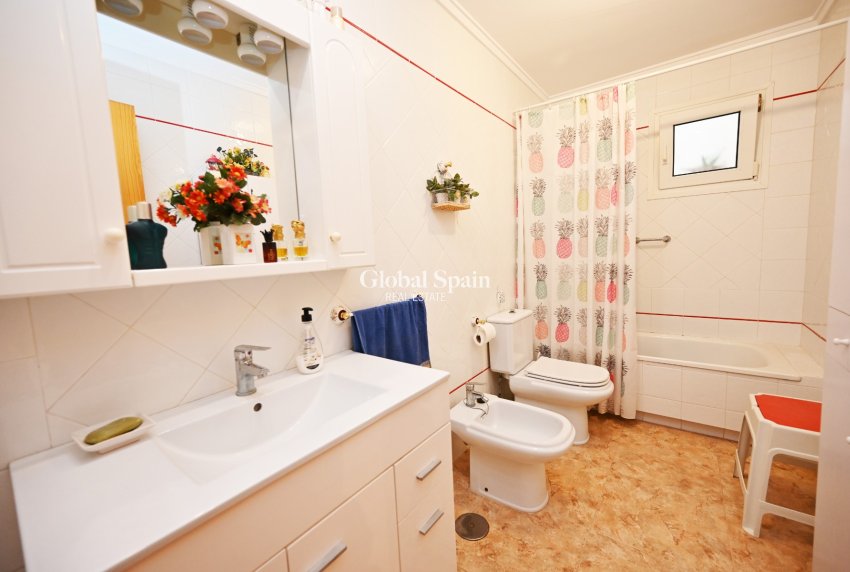 Wiederverkauf - Apartment - Wohnung -
TORREVIEJA - La Mata