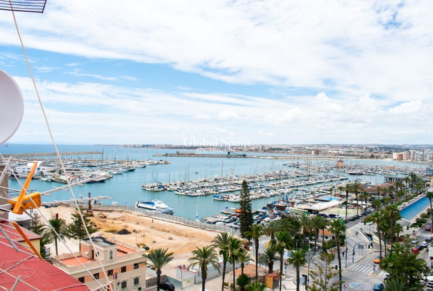 Wiederverkauf - Apartment - Wohnung -
TORREVIEJA - Torrevieja Centro