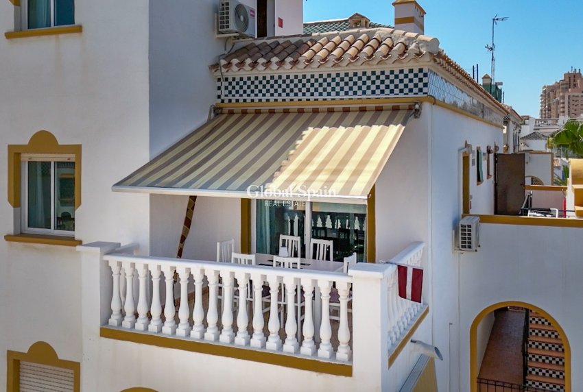 Wiederverkauf - Atico -
TORREVIEJA - La Mata