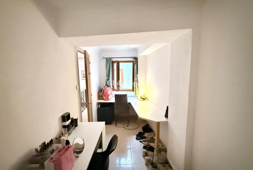 Wiederverkauf - Dorfhaus -
Palma de Gandia - Centro