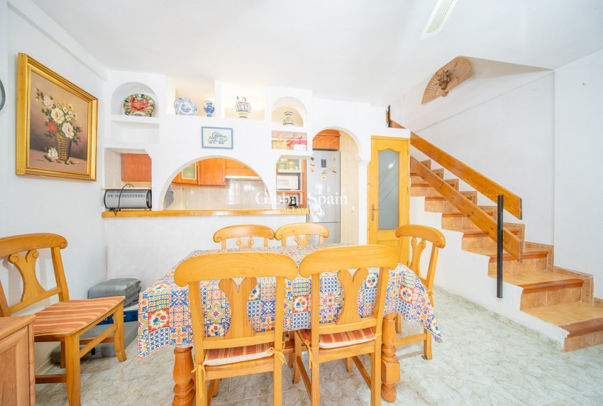 Wiederverkauf - Dorfhaus -
TORREVIEJA - La Mata