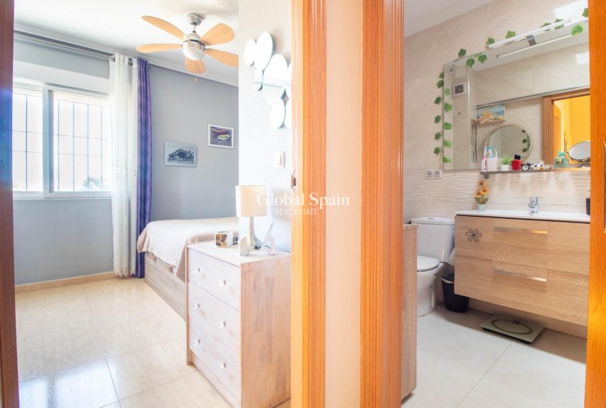 Wiederverkauf - Duplex -
TORREVIEJA - La Siesta - El Salado - Torreta