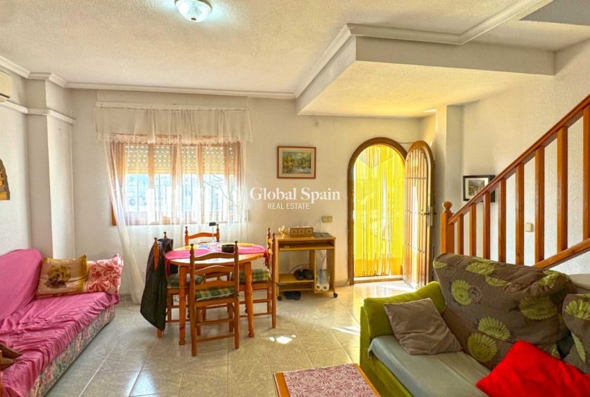 Wiederverkauf - Duplex -
TORREVIEJA - Torrevieja