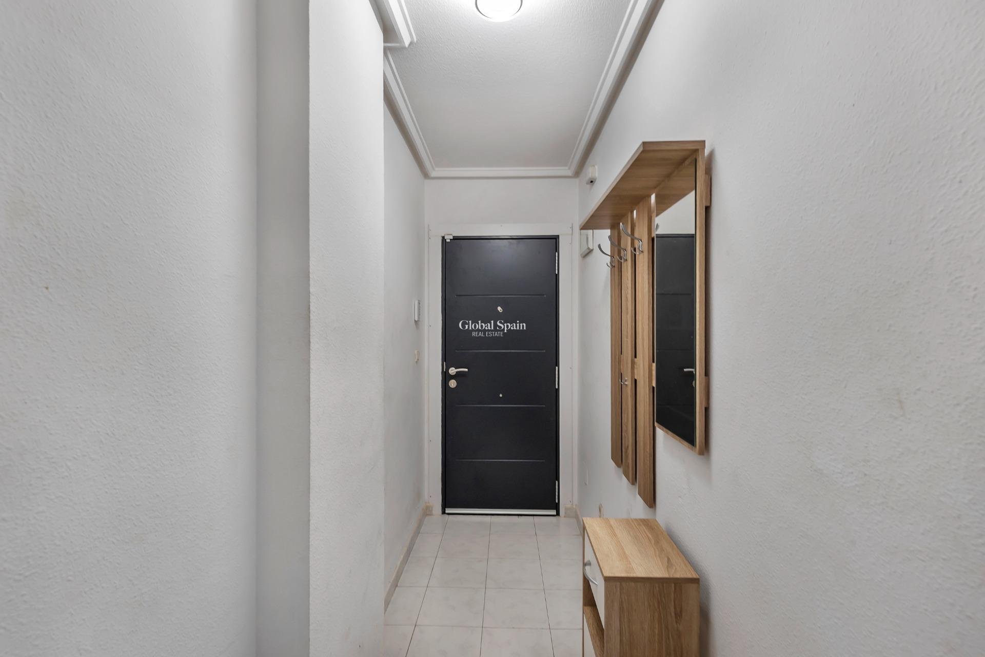 Wiederverkauf - Erdgeschoss -
TORREVIEJA - Centro