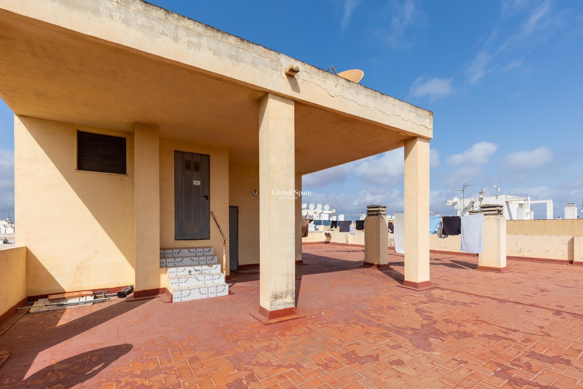 Wiederverkauf - Erdgeschoss -
TORREVIEJA - Centro