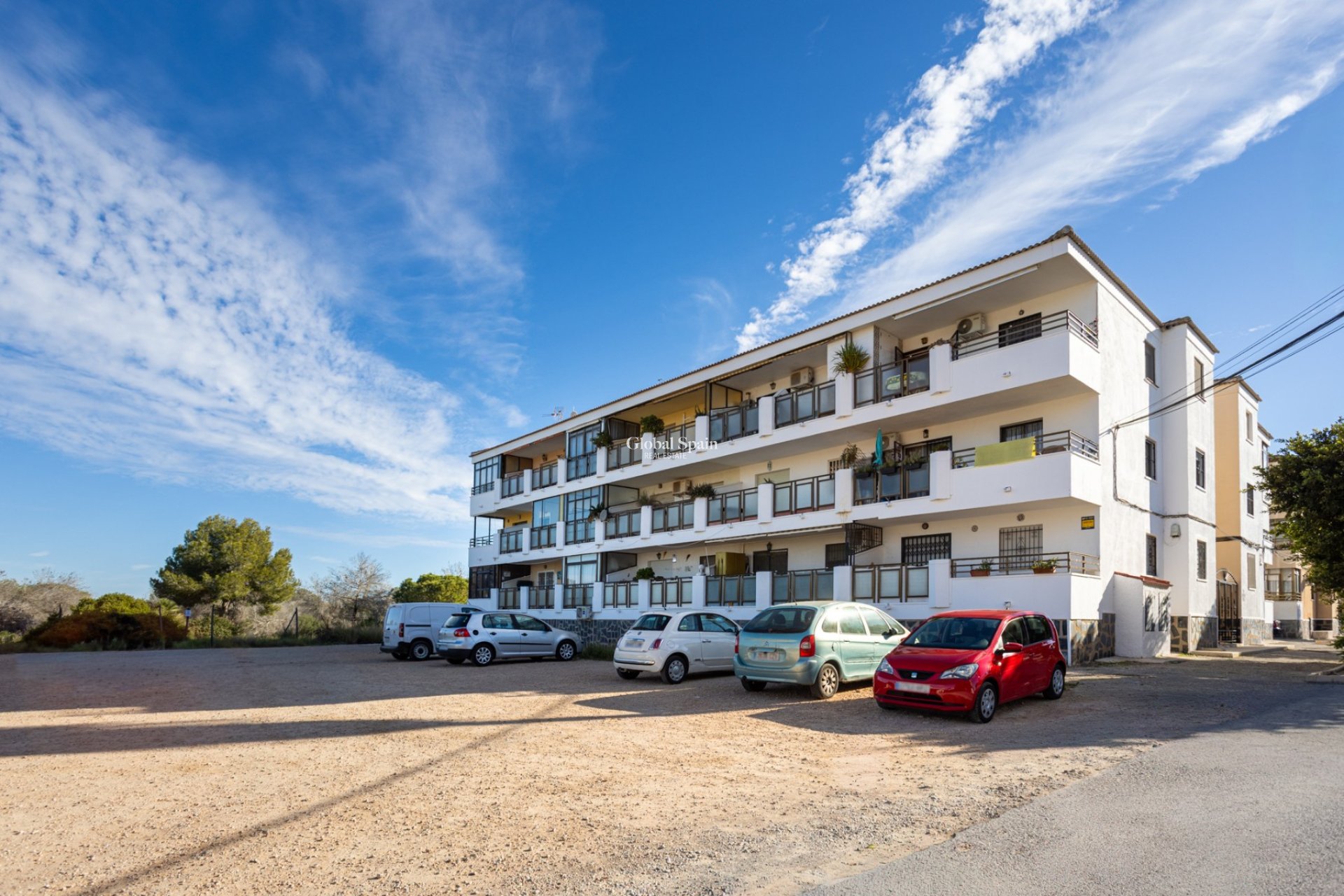 Wiederverkauf - Ferienwohnung -
TORREVIEJA - La Siesta