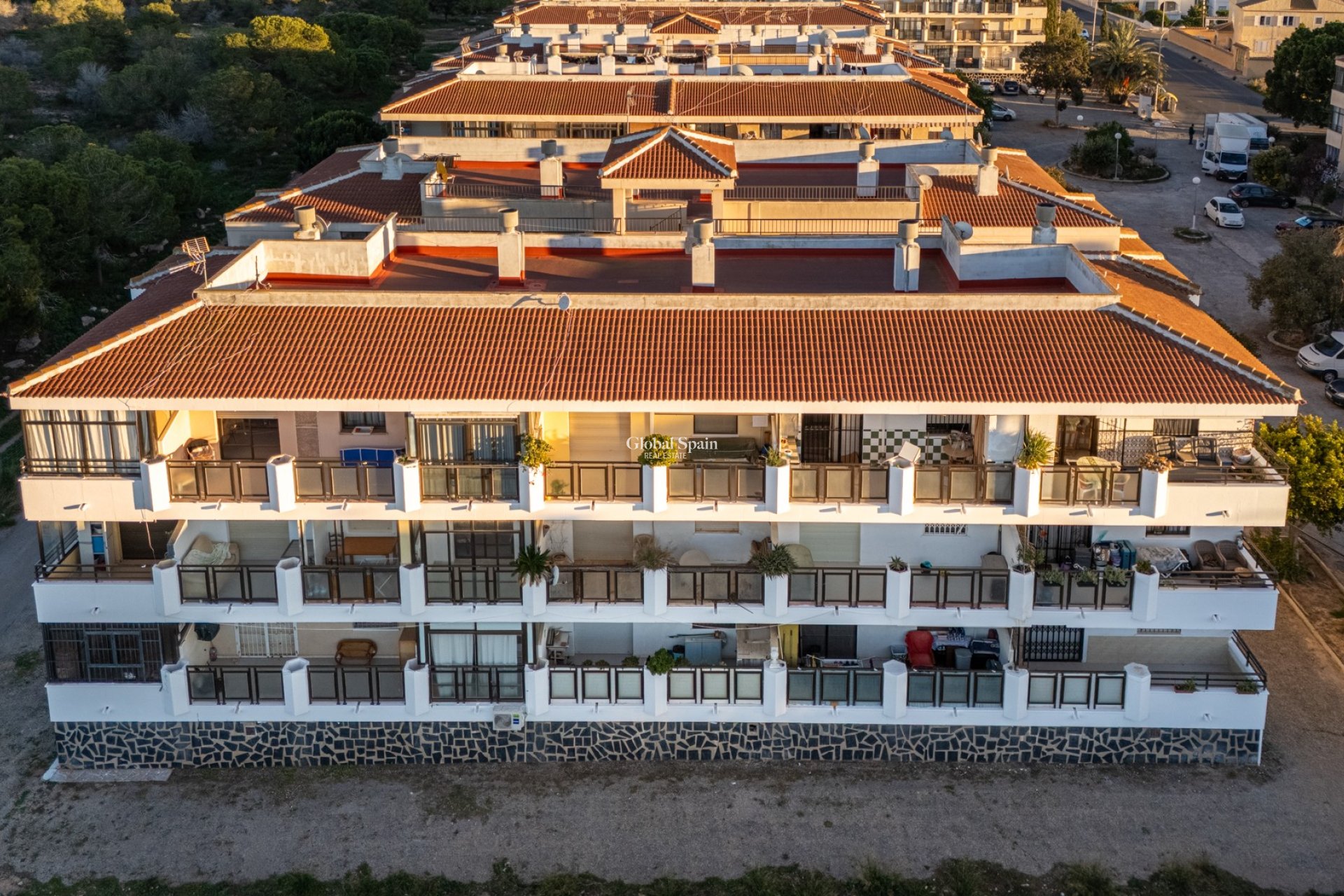 Wiederverkauf - Ferienwohnung -
TORREVIEJA - La Siesta