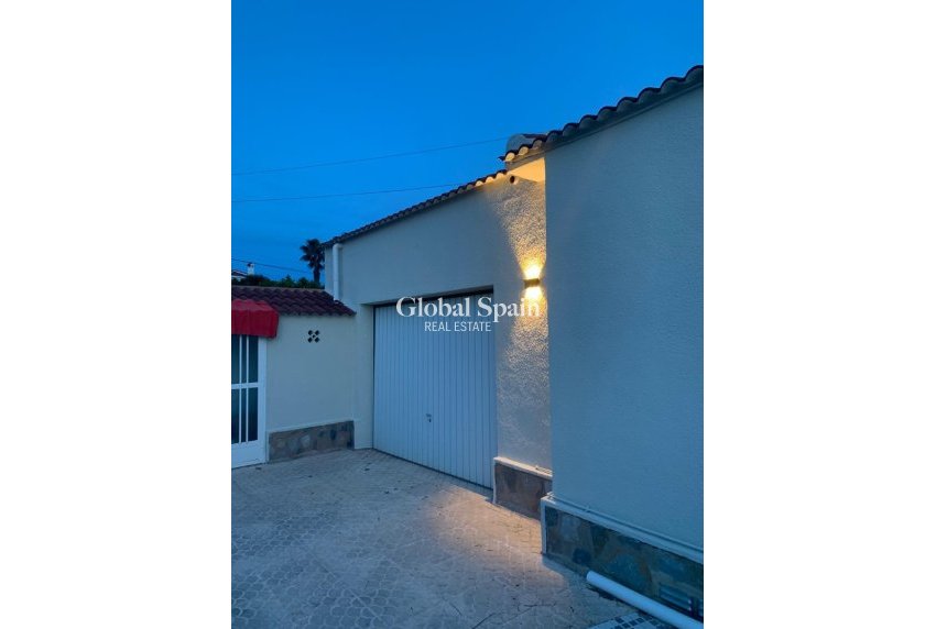 Wiederverkauf - Freistehende Villa -
CIUDAD QUESADA