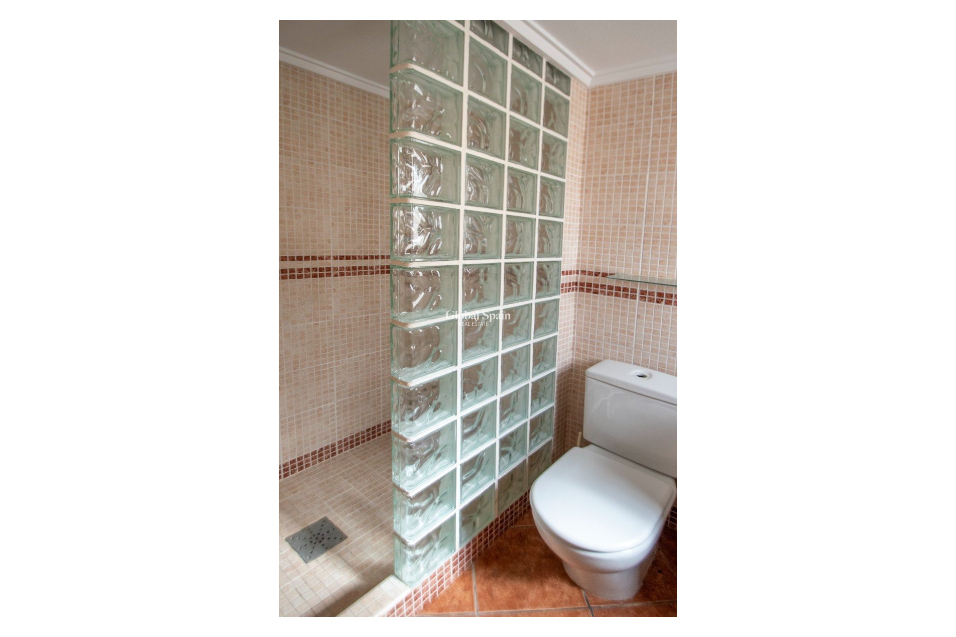 Wiederverkauf - Freistehende Villa -
GUARDAMAR DEL SEGURA - Guardamar Playa