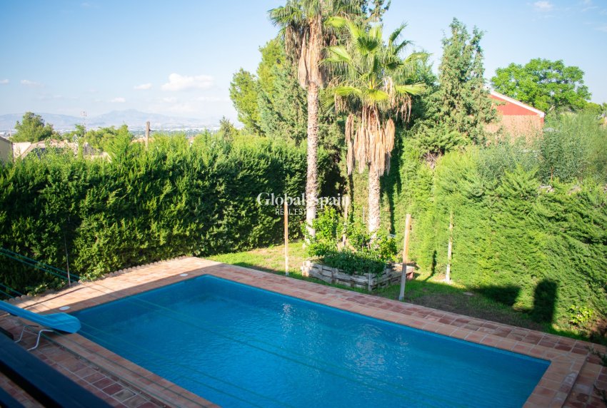 Wiederverkauf - Freistehende Villa -
MOLINA DEL SEGURA - Torre de Cotillas