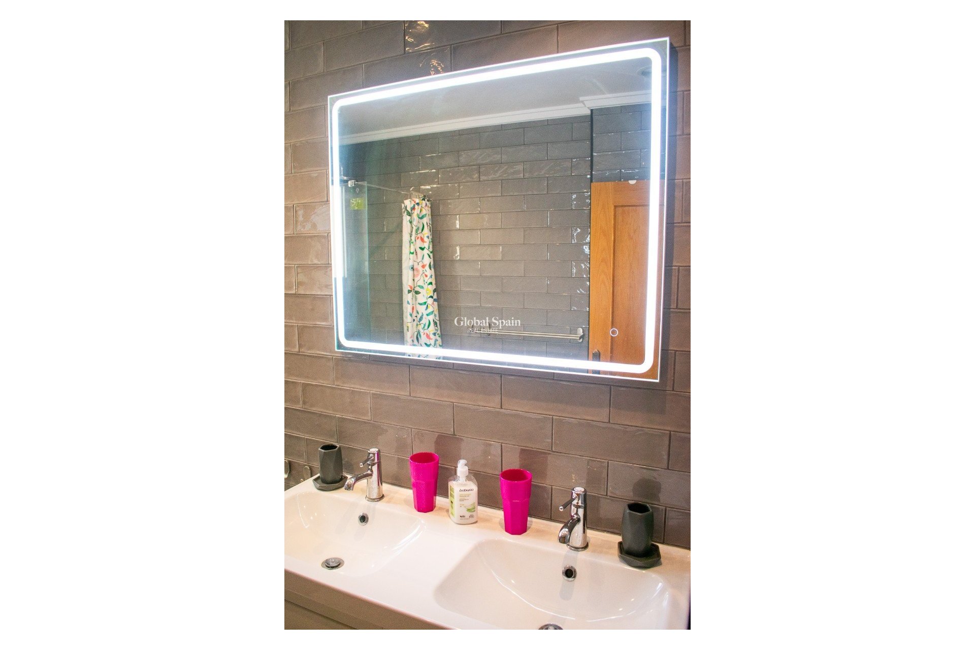 Wiederverkauf - Freistehende Villa -
ORIHUELA COSTA - La Zenia