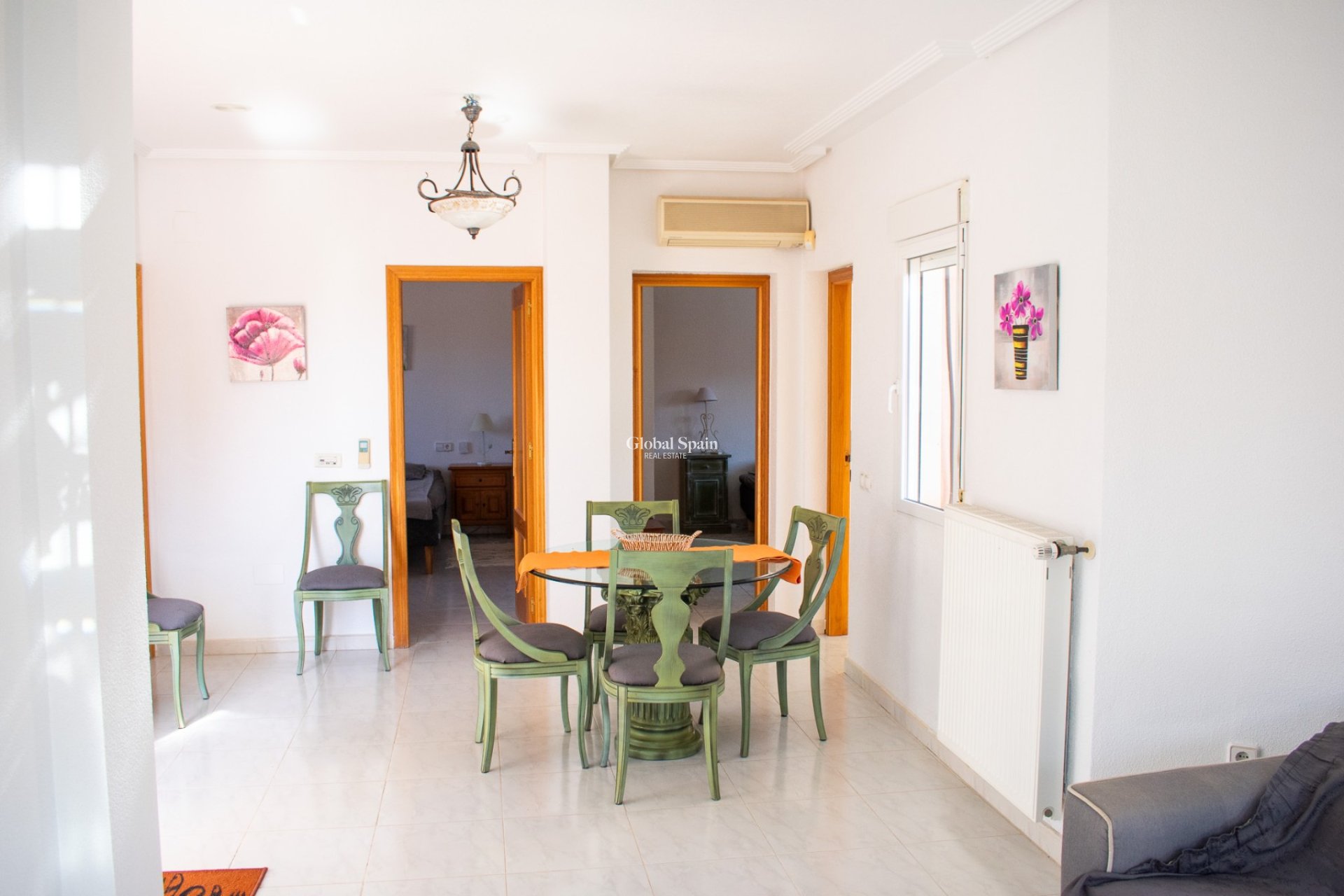 Wiederverkauf - Freistehende Villa -
ORIHUELA COSTA - La Zenia