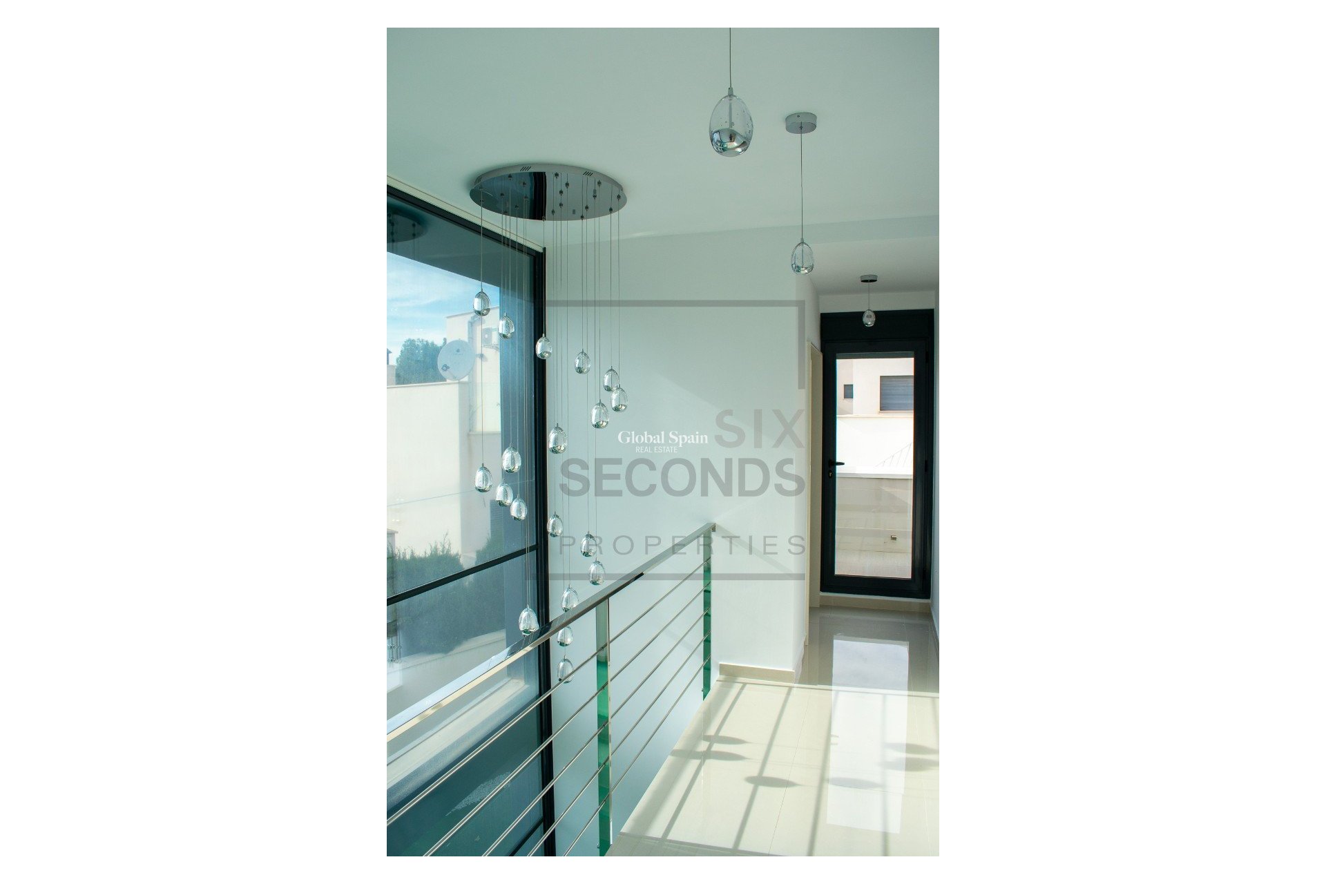 Wiederverkauf - Freistehende Villa -
SAN MIGUEL DE SALINAS - Urbanizaciones