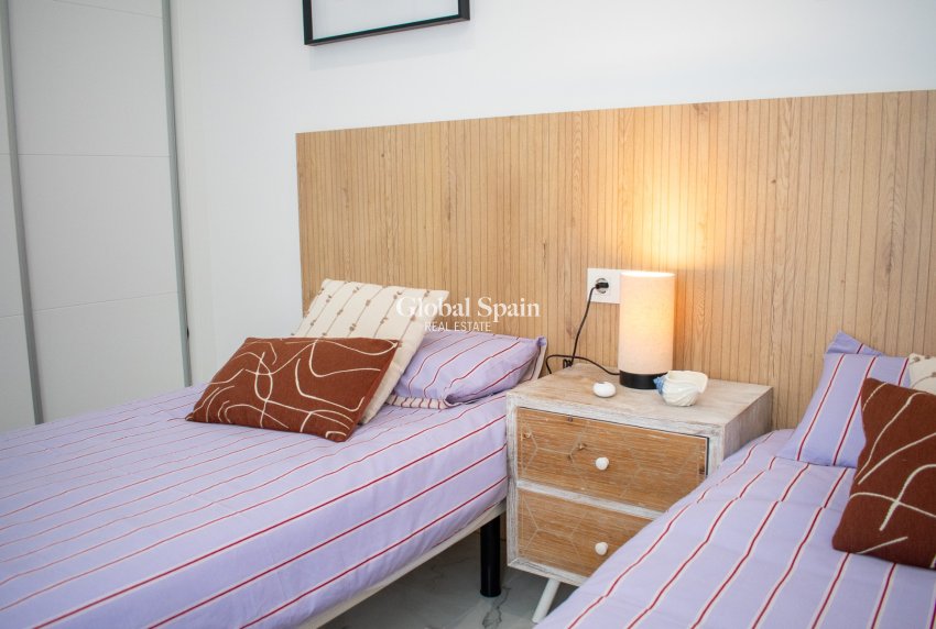 Wiederverkauf - Freistehende Villa -
TORREVIEJA - La Siesta - El Salado - Torreta