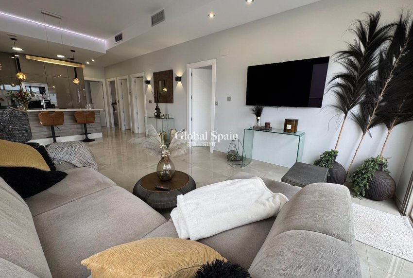 Wiederverkauf - Freistehendes Haus -
ORIHUELA - Costa Blanca Sur