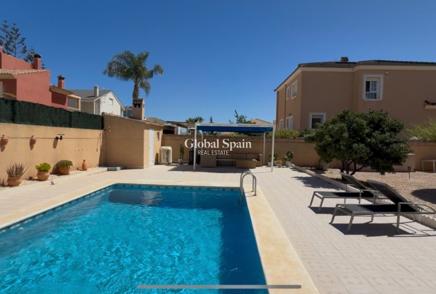 Wiederverkauf - Freistehendes Haus -
ORIHUELA COSTA - Costa Blanca Sur