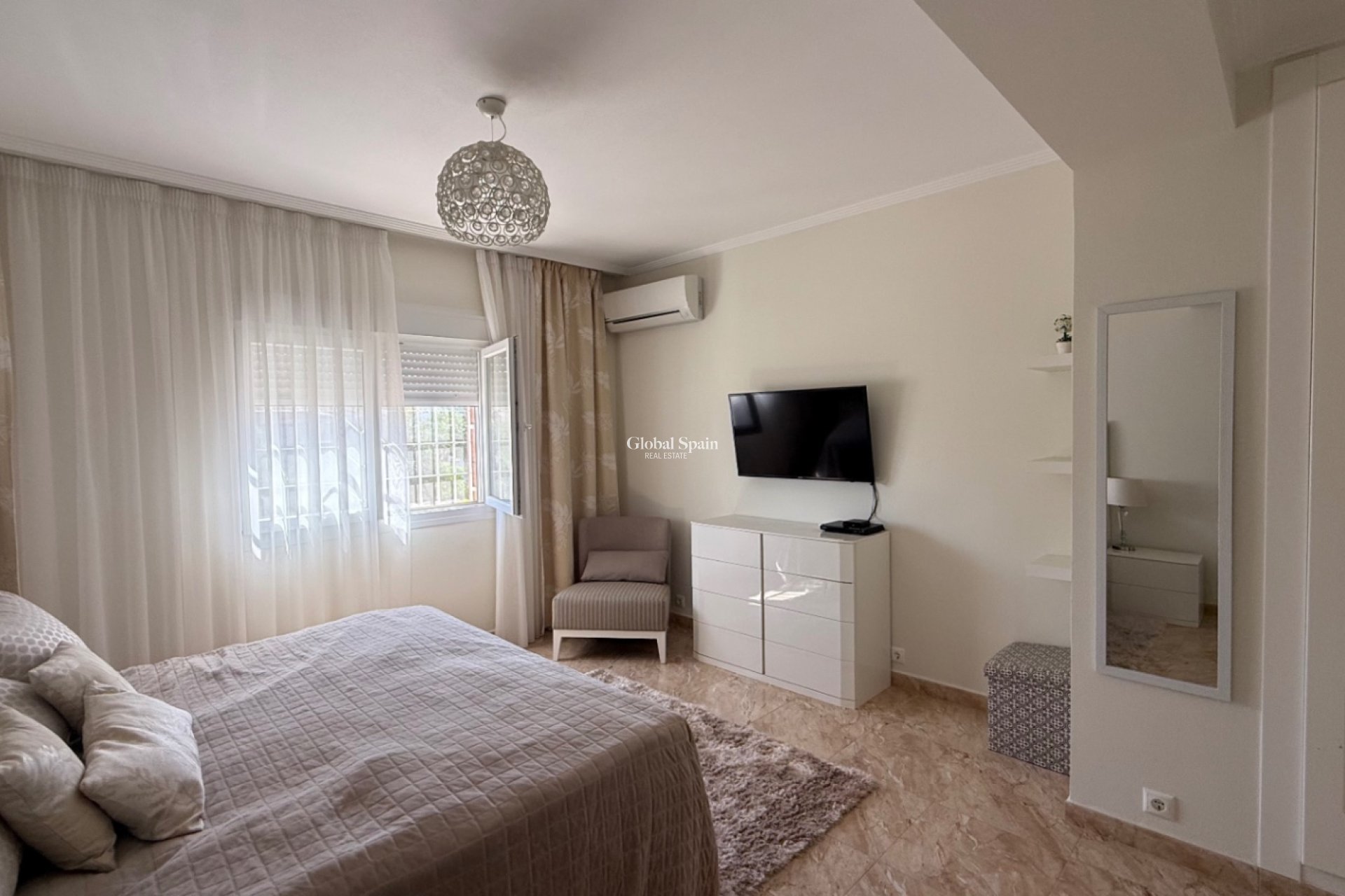 Wiederverkauf - Freistehendes Haus -
TORREVIEJA - Costa Blanca Sur