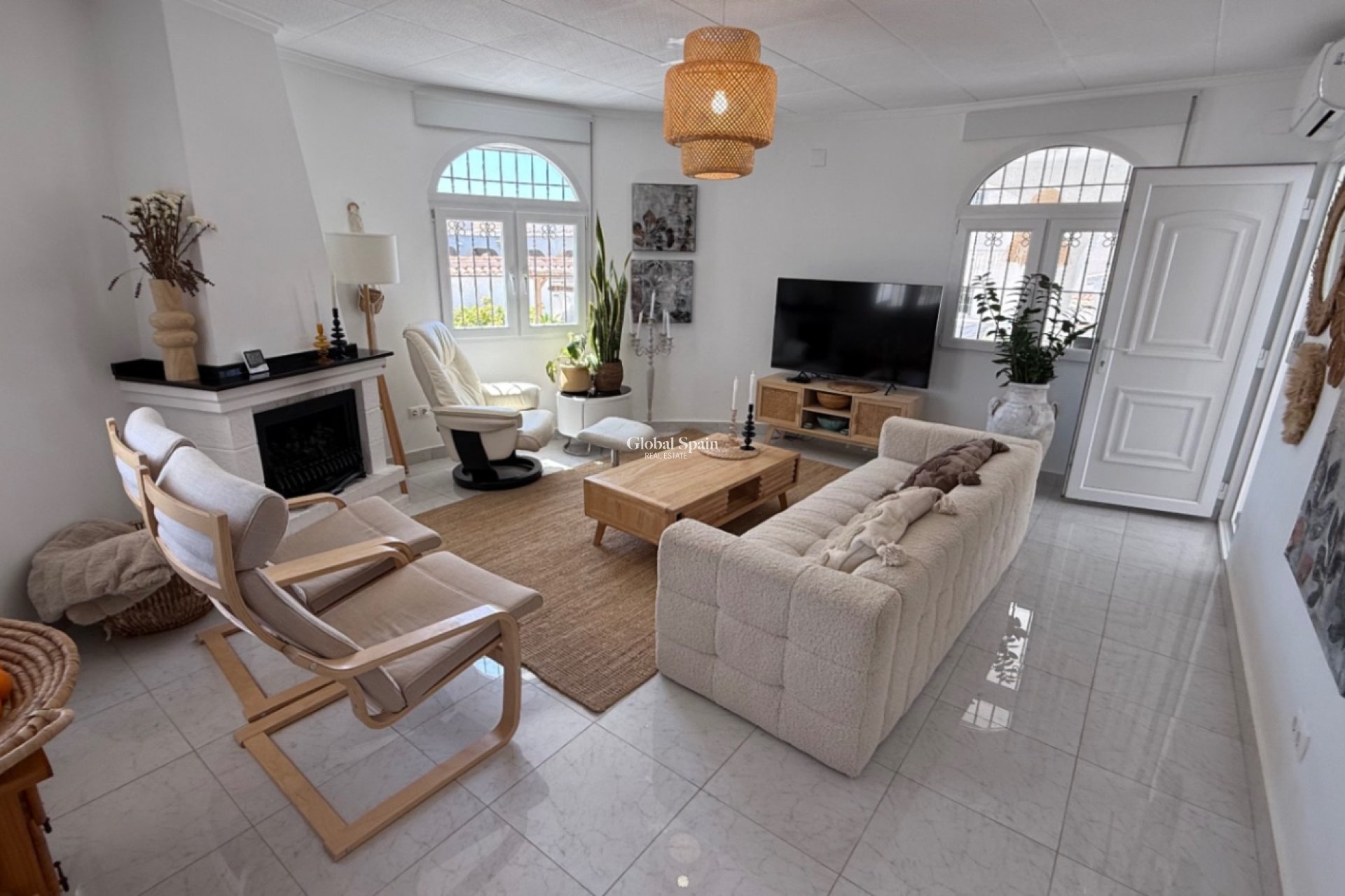 Wiederverkauf - Freistehendes Haus -
TORREVIEJA - Costa Blanca Sur