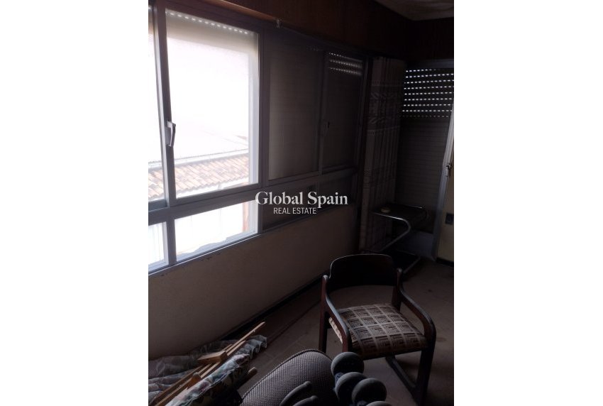 Wiederverkauf - Gebäude -
TORREVIEJA - Costa Blanca Sur