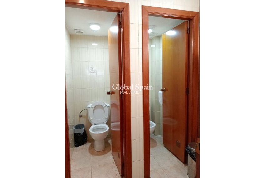 Wiederverkauf - GEWERBEIMMOBILIE -
BENIDORM - Zona de Poniente