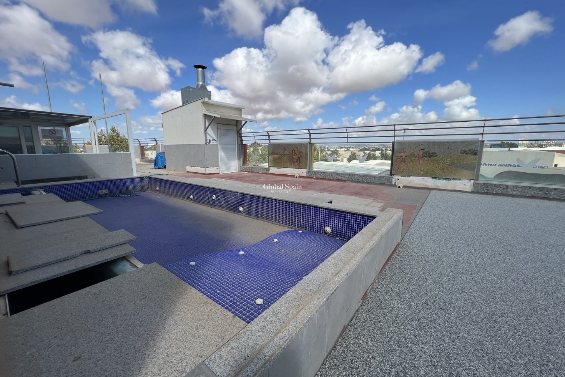 Wiederverkauf - GEWERBEIMMOBILIE -
TORREVIEJA - Costa Blanca Sur