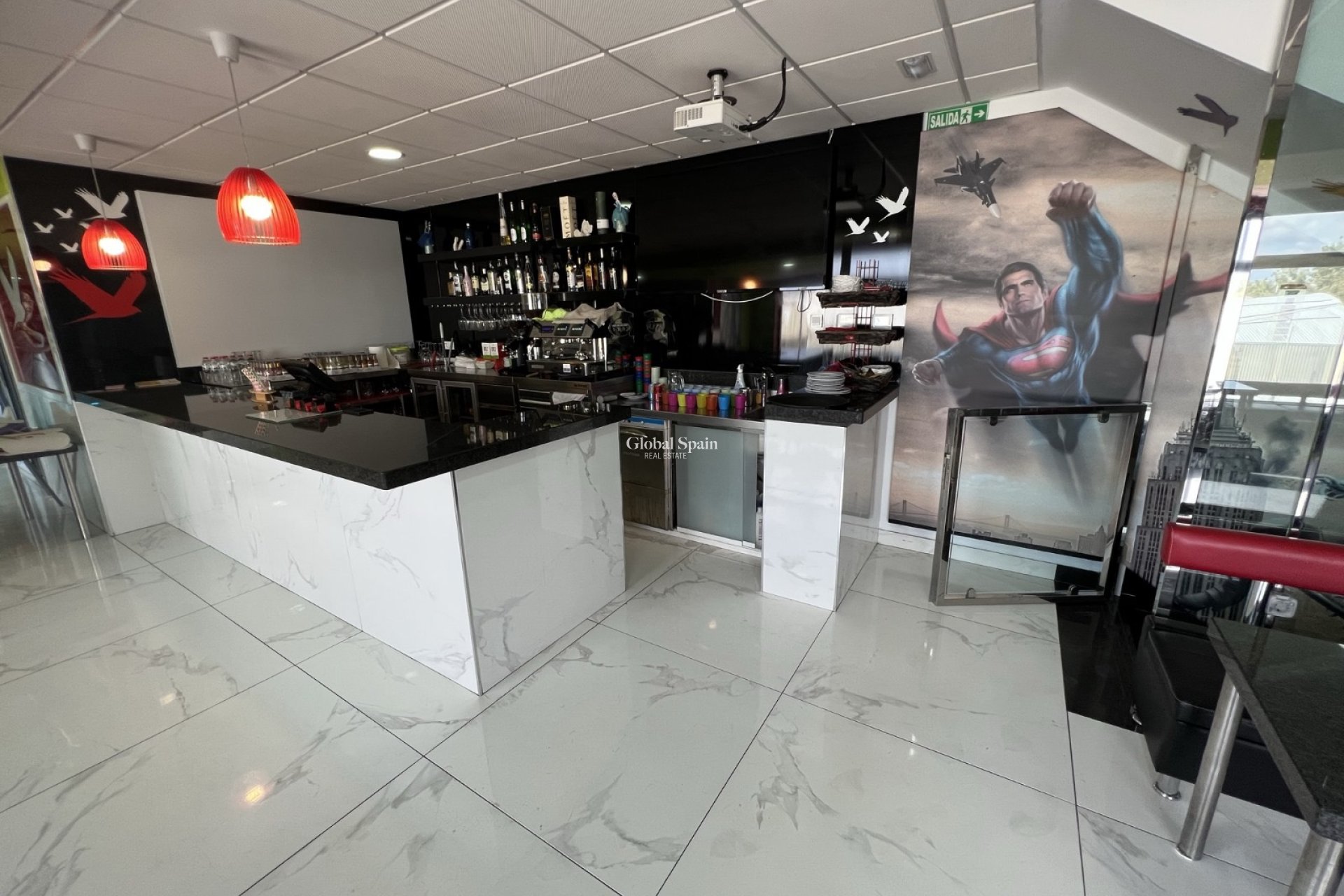 Wiederverkauf - GEWERBEIMMOBILIE -
TORREVIEJA - Costa Blanca Sur