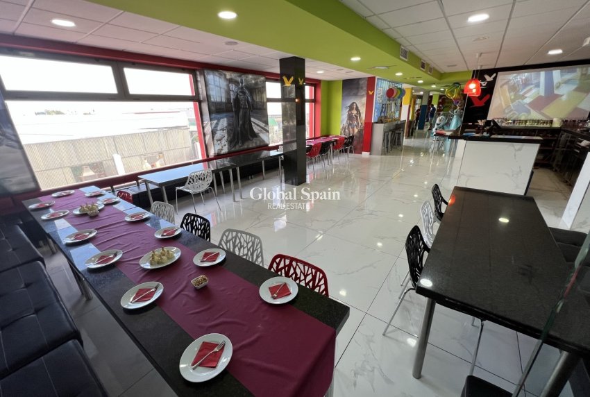 Wiederverkauf - GEWERBEIMMOBILIE -
TORREVIEJA - Costa Blanca Sur