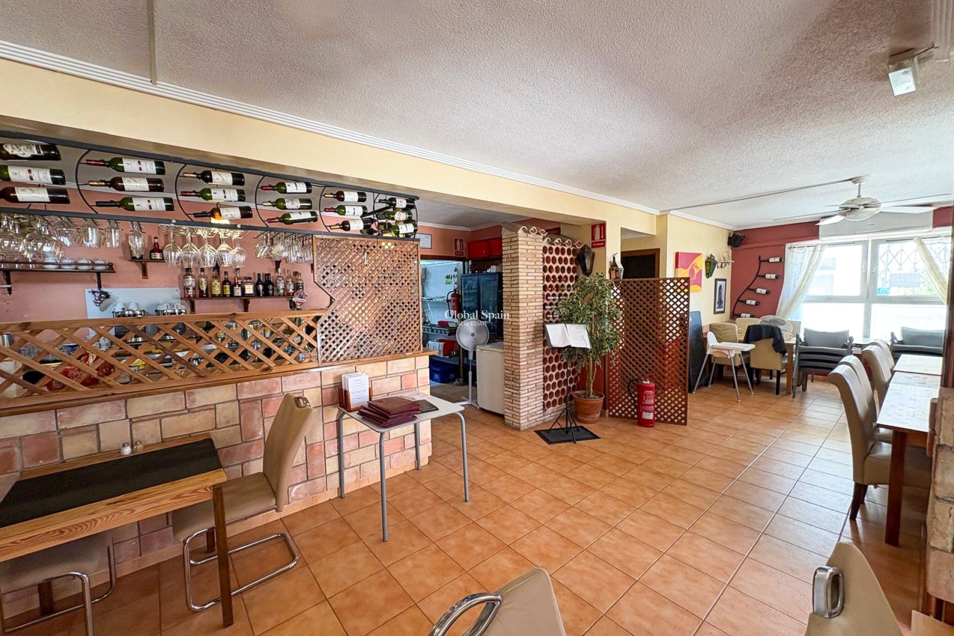 Wiederverkauf - GEWERBEIMMOBILIE -
TORREVIEJA - La Veleta