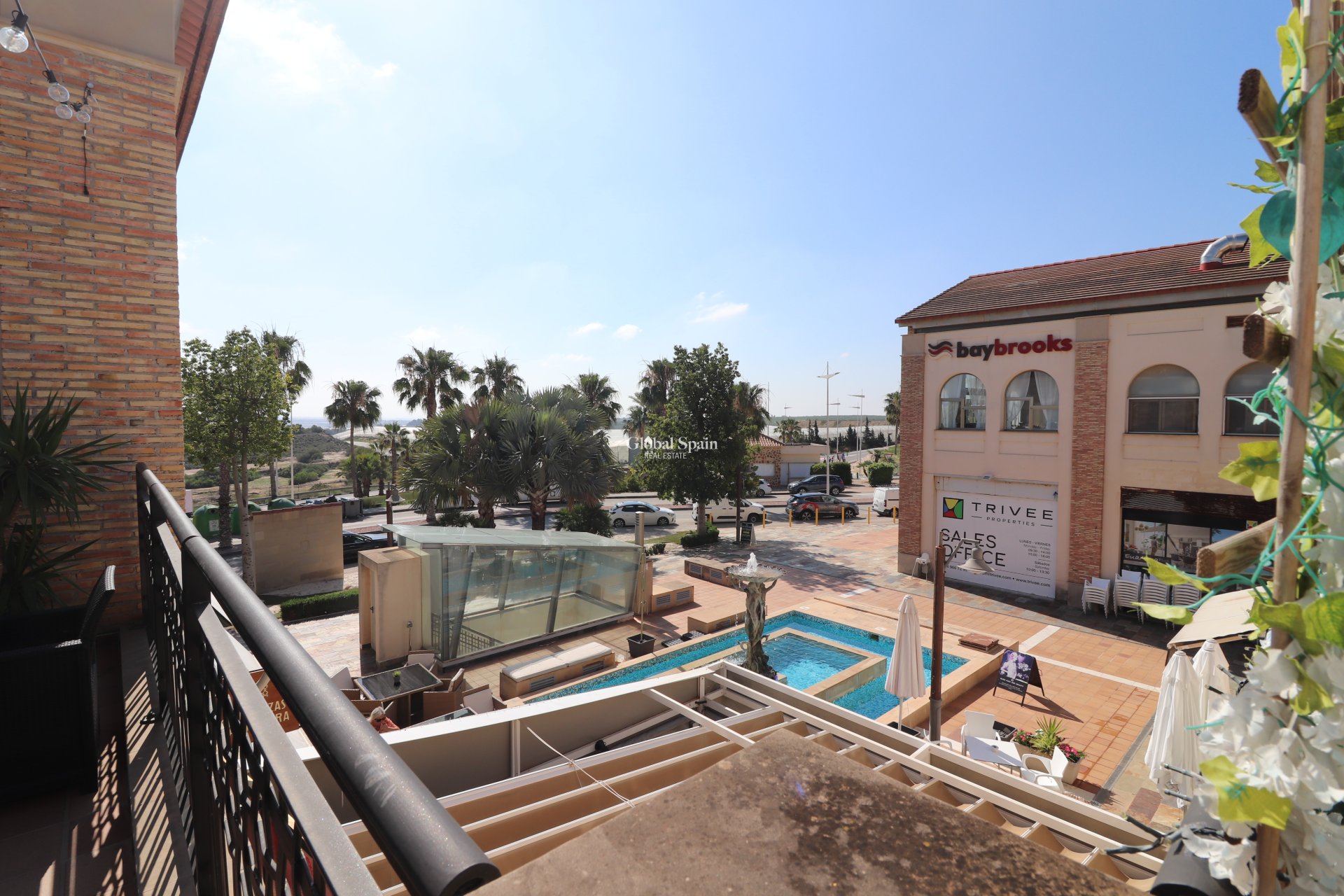 Wiederverkauf - Gewerblich (Vermietung) -
ALGORFA - La Finca Golf Resort