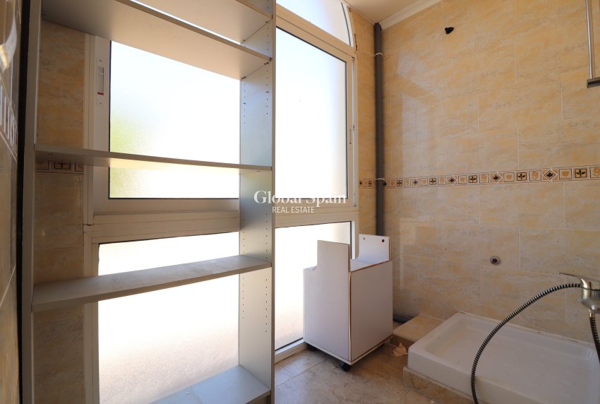 Wiederverkauf - Gewerblich (Vermietung) -
ALGORFA - La Finca Golf Resort
