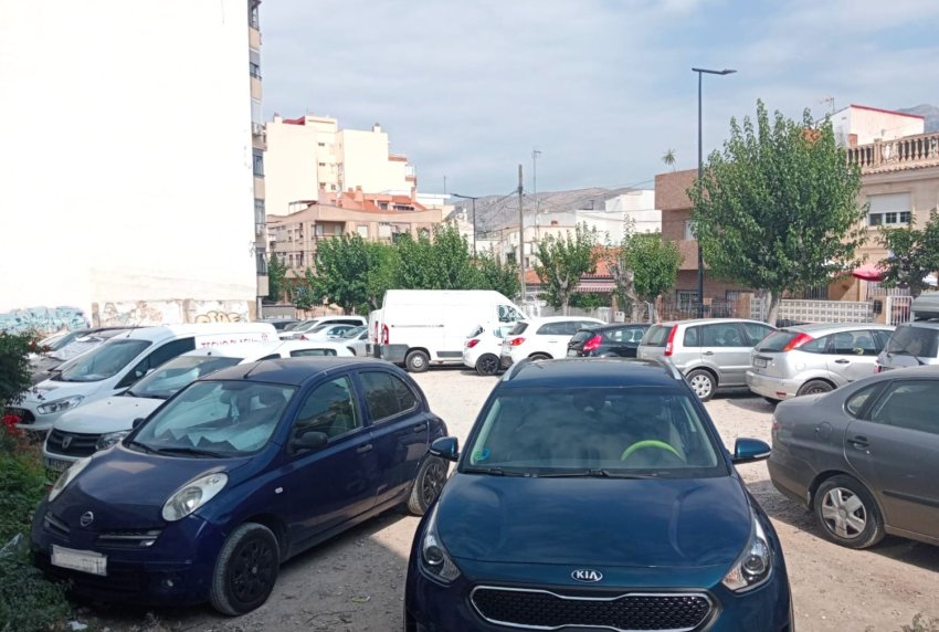 Wiederverkauf - GRUNDSTÜCK -
BENIDORM - Centro