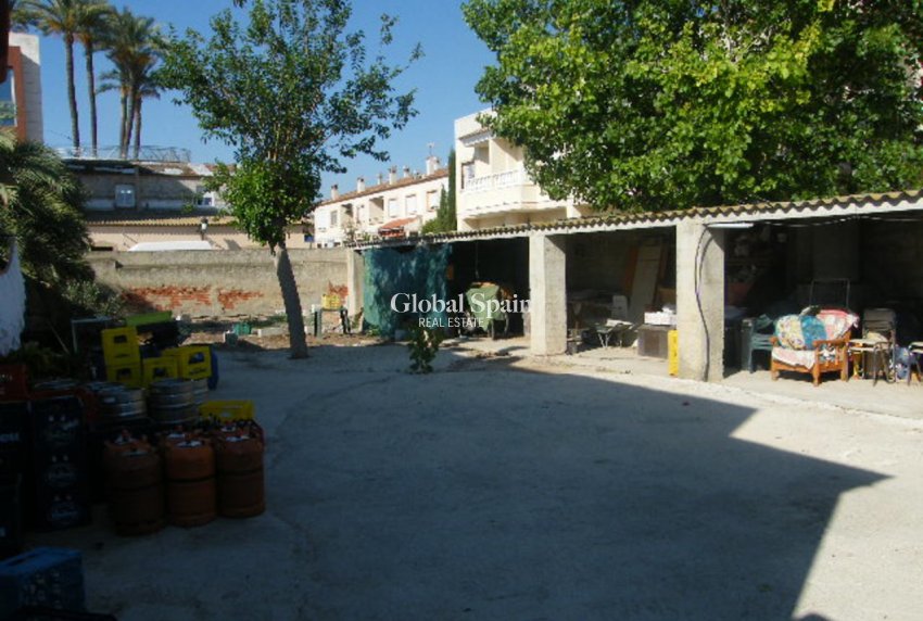 Wiederverkauf - GRUNDSTÜCK -
DAYA VIEJA - Costa Blanca