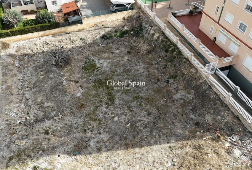 Wiederverkauf - GRUNDSTÜCK -
GUARDAMAR DEL SEGURA - Costa Blanca