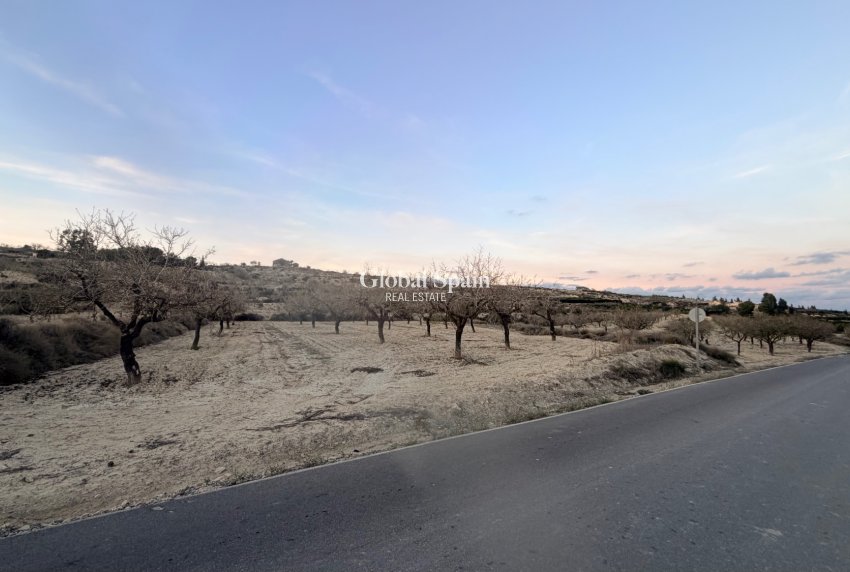 Wiederverkauf - GRUNDSTÜCK -
Torremendo - Costa Blanca