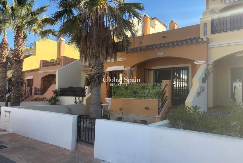 Wiederverkauf - HAUS -
ALGORFA - LA FINCA GOLF / ALGORFA